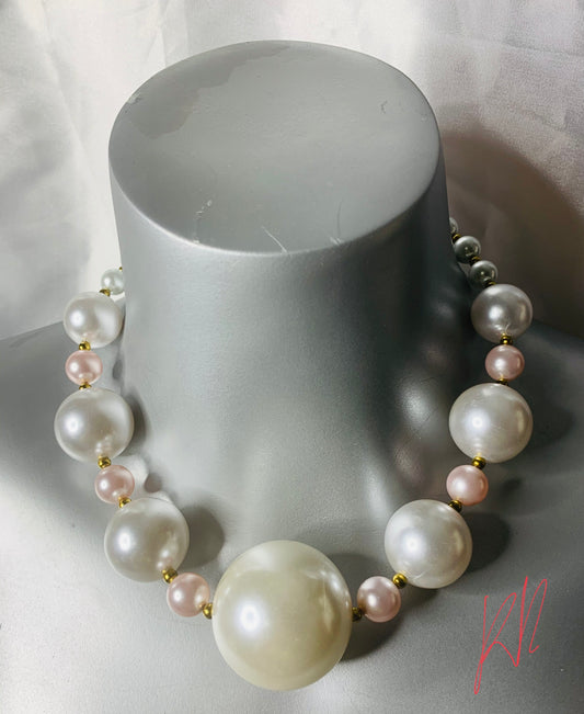 Bold Pearls
